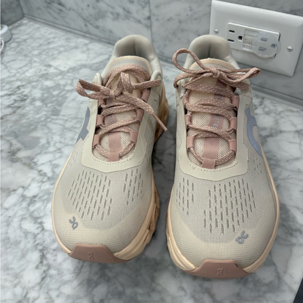OnCloud Cloud Monster Women’s Running Shoe - Picture 2 of 4